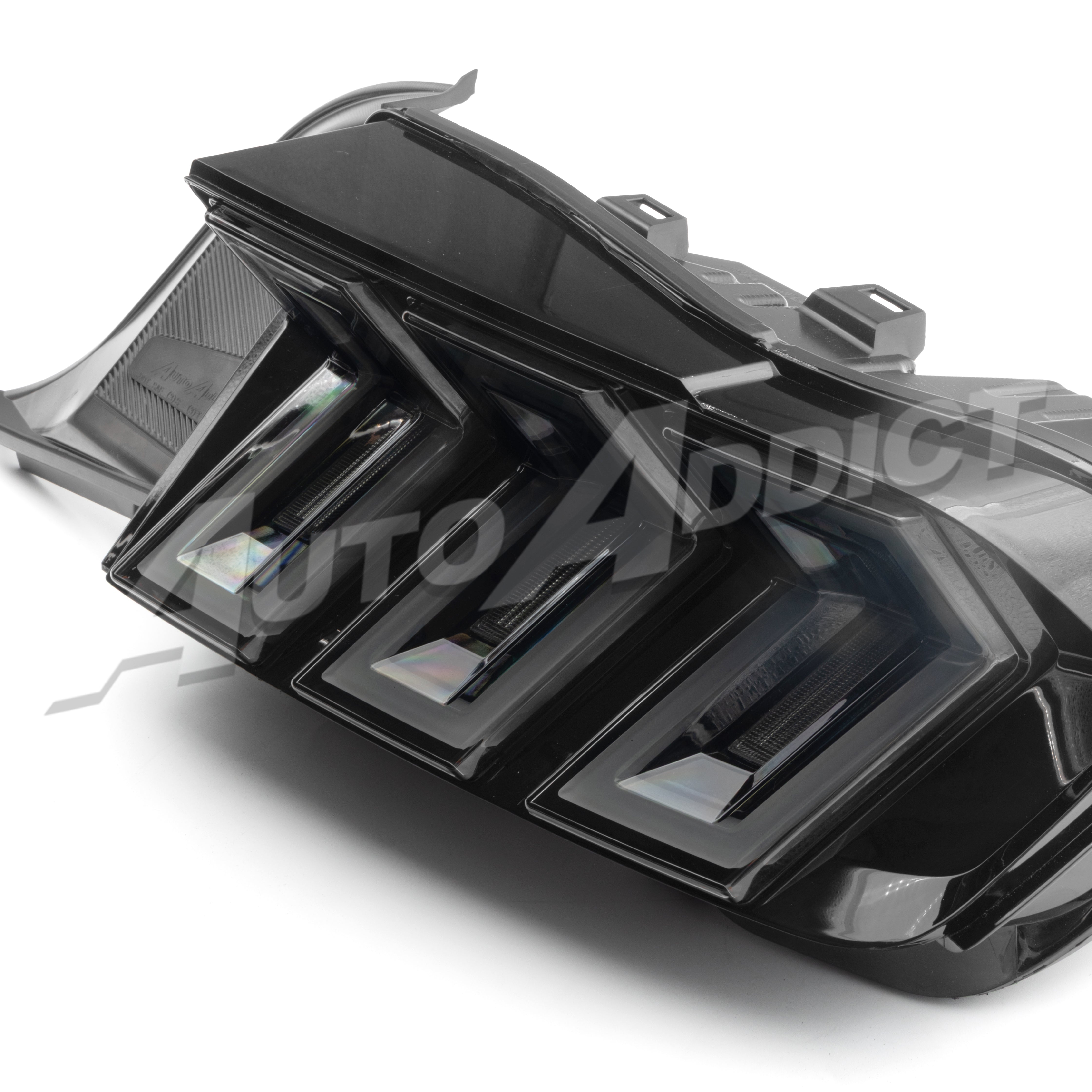 Shelby GT500 Mustang S550 equipped with Auto Addict USA Heritage-X™ LED sequential taillight upgrade