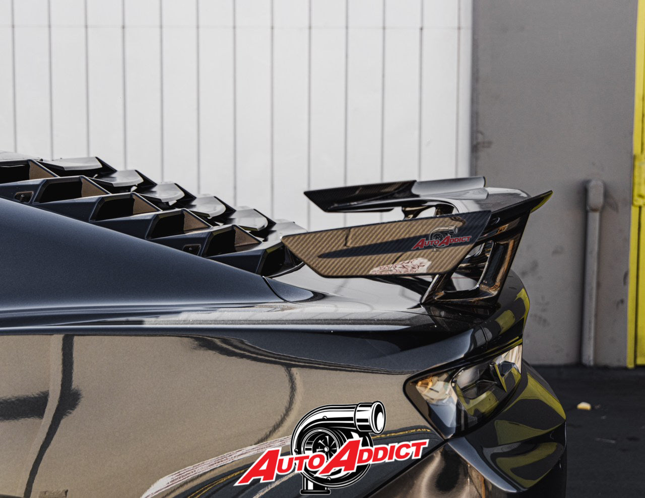 2016-2025 Camaro ZL1 1LE Gloss Carbon Fiber 1pc Rear Spoiler