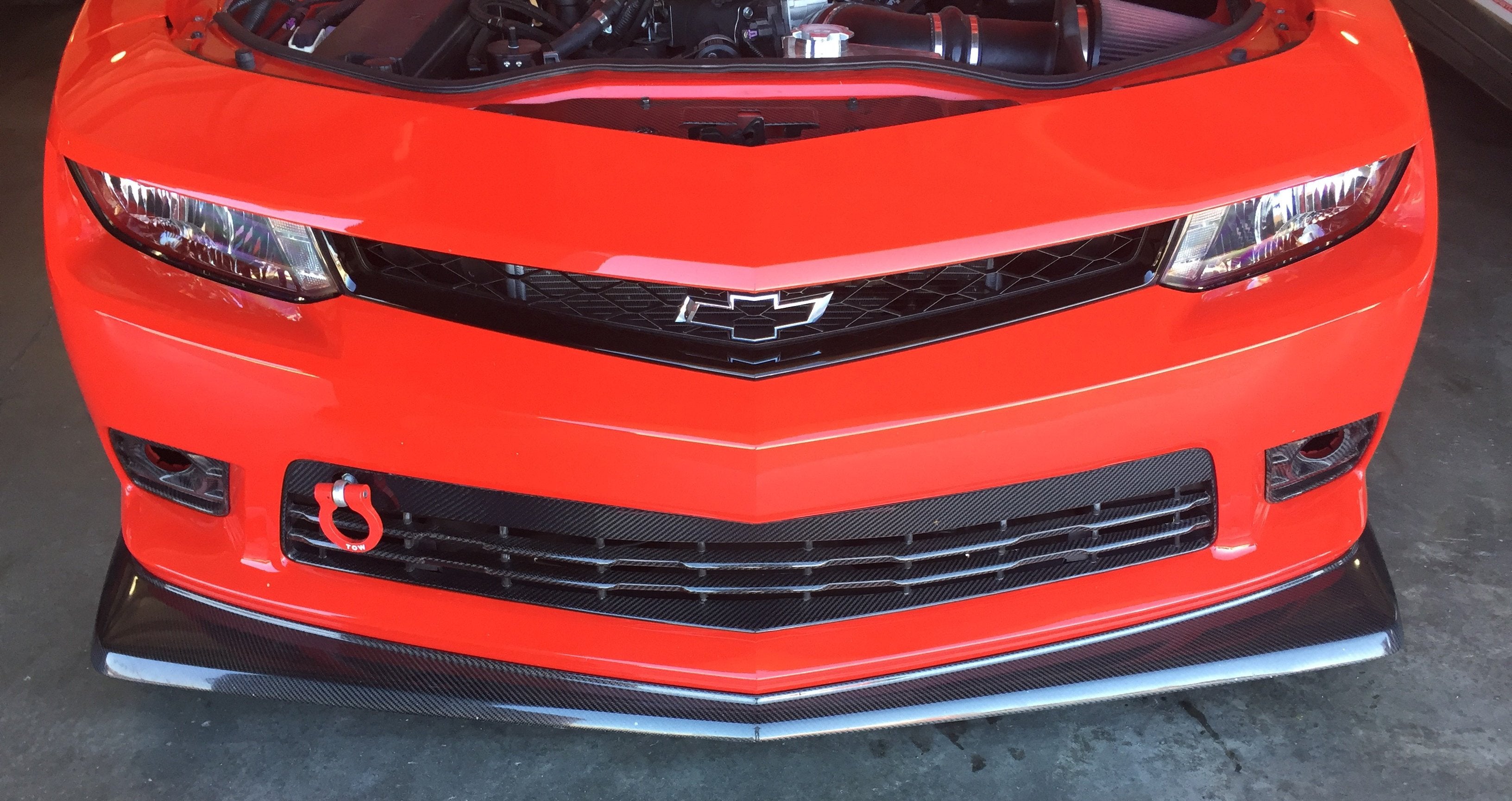 2014-2015 CHEVY CAMARO SS/Z28 PARRILLA INFERIOR DELANTERA DE FIBRA DE CARBONO