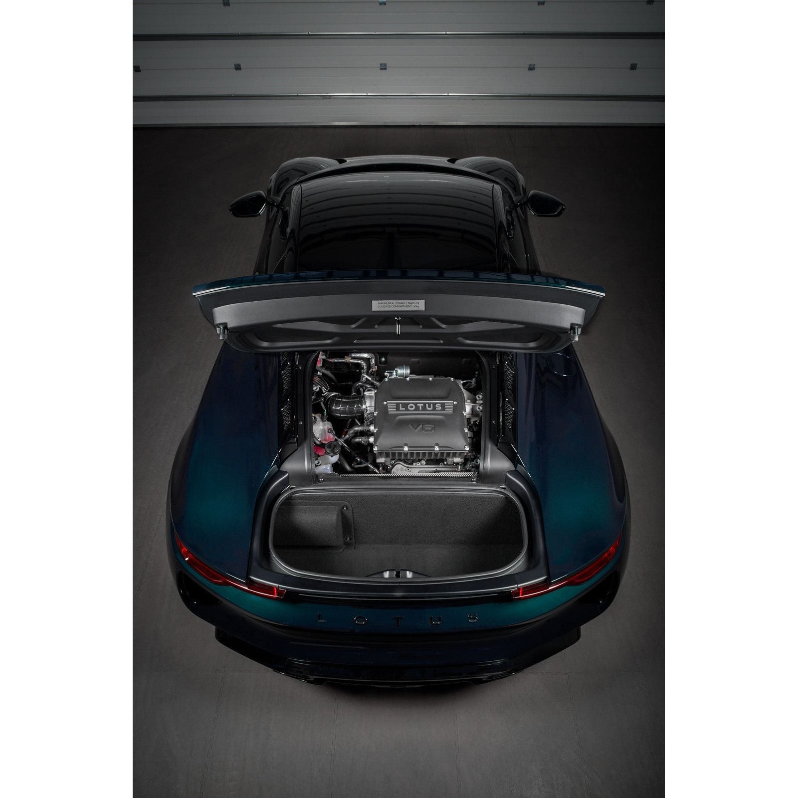 Eventuri - Lotus Emira V6 Black Carbon Intake System