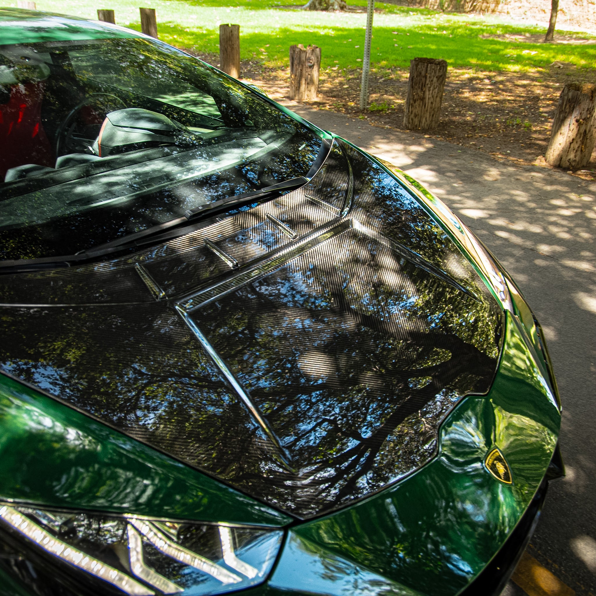 2014–2024 Lamborghini Huracán Type-Tecnica V-Shaped Dry Double-Sided Carbon Fiber Hood