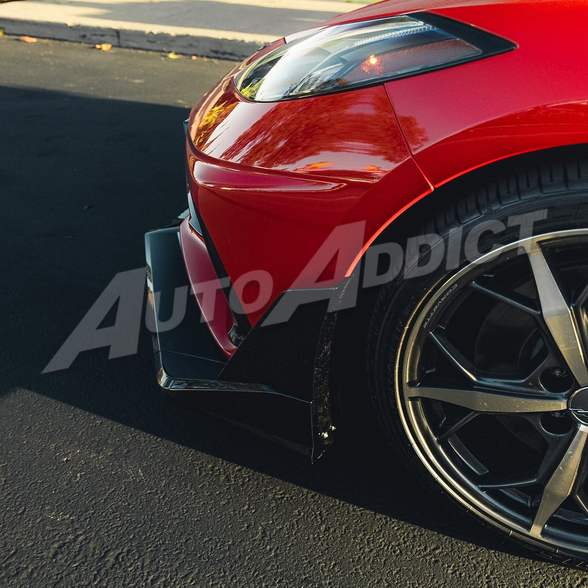 EVO style front splitter and side skirt detail on Corvette C8 Stingray
