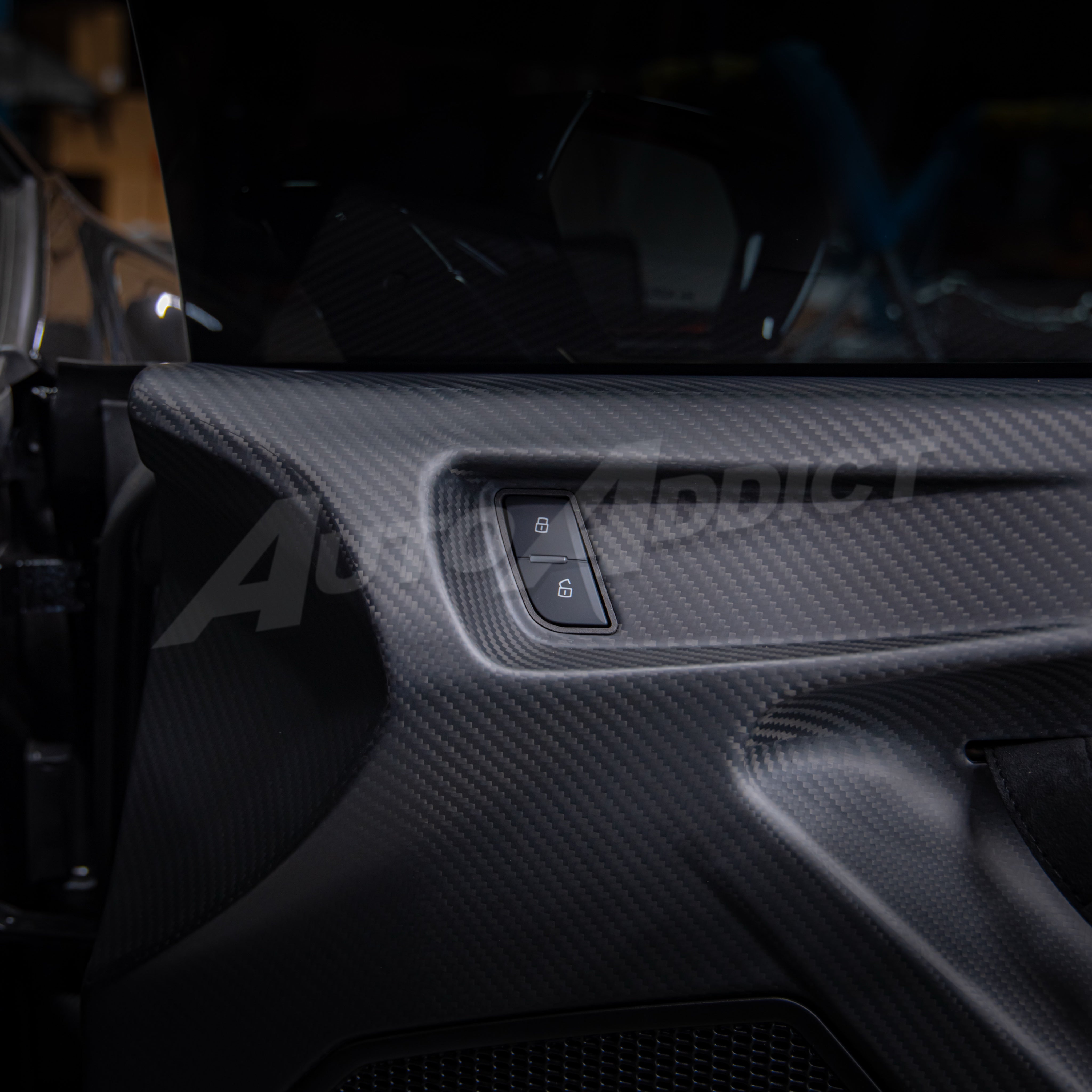 STO Lamborghini Huracan Dry Carbon Fiber Interior Door Panels w/ Brackets