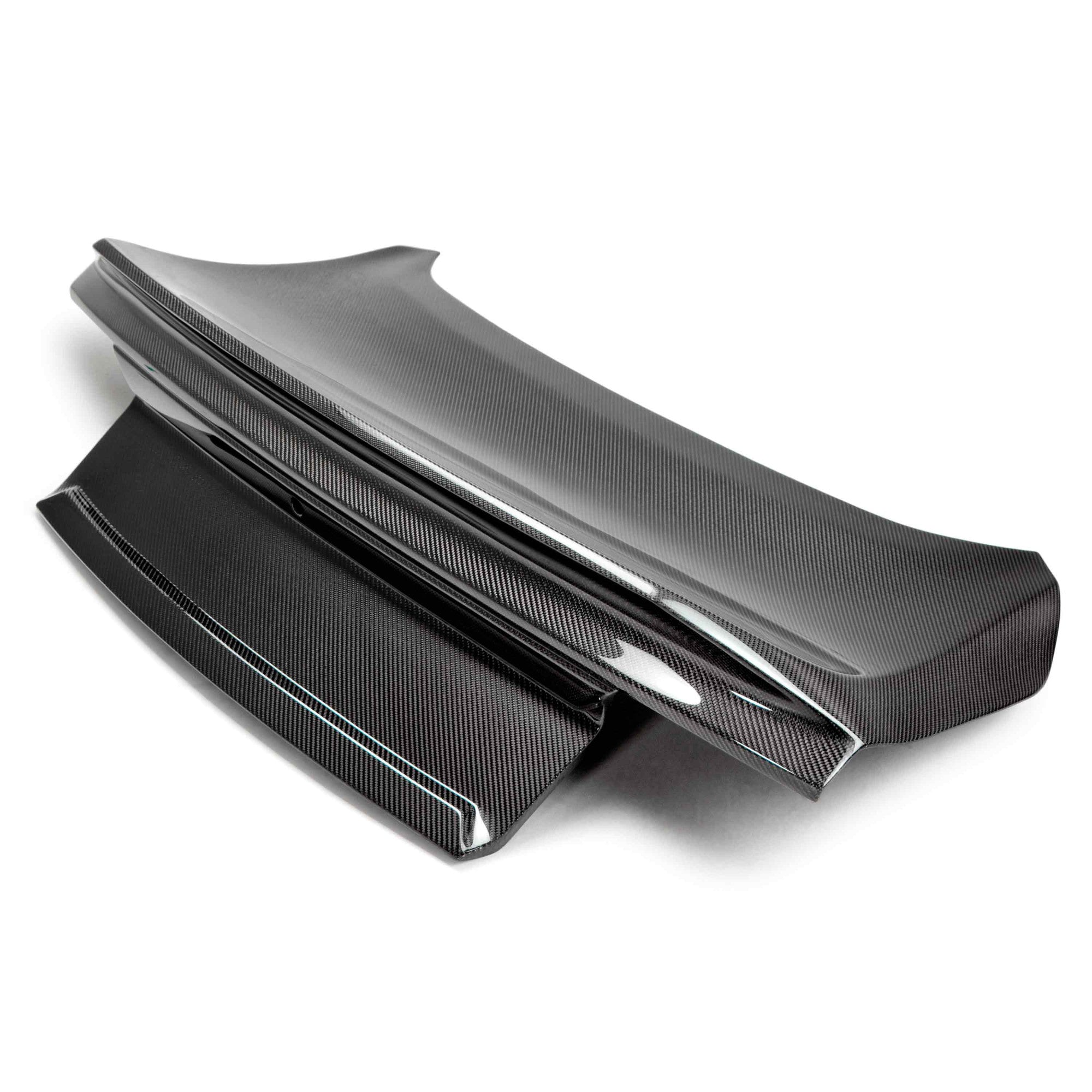 2015-2023 MUSTANG DOUBLE SIDED CARBON FIBER TYPE-ST DECKLID WITH INTEGRATED SPOILER