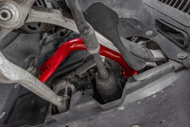 UMI 16-24 Chevrolet Camaro Suspension Stabilizer Bar - Red